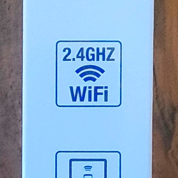 MEMOREX Screen Mirroring Device - Picture 3 of 3